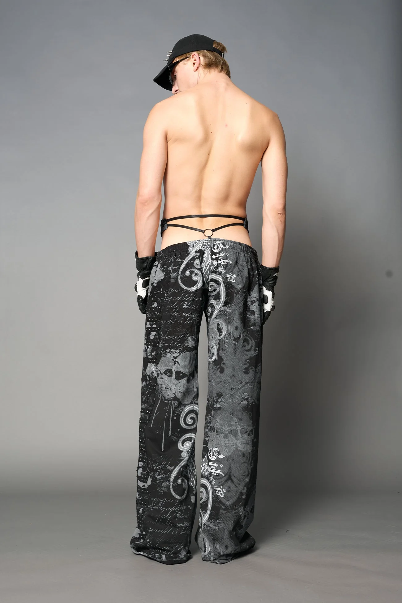 Beverly Hills G-String Sweatpants - Image 15