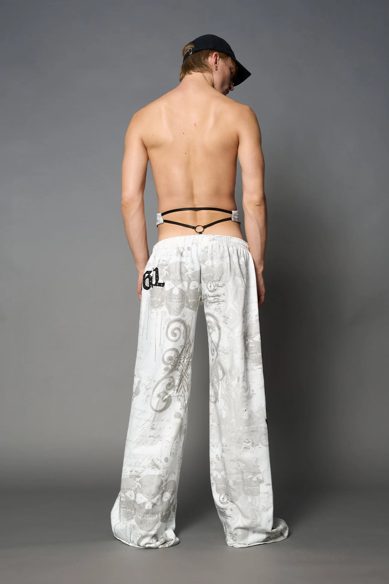 Beverly Hills G-String Sweatpants - Image 24