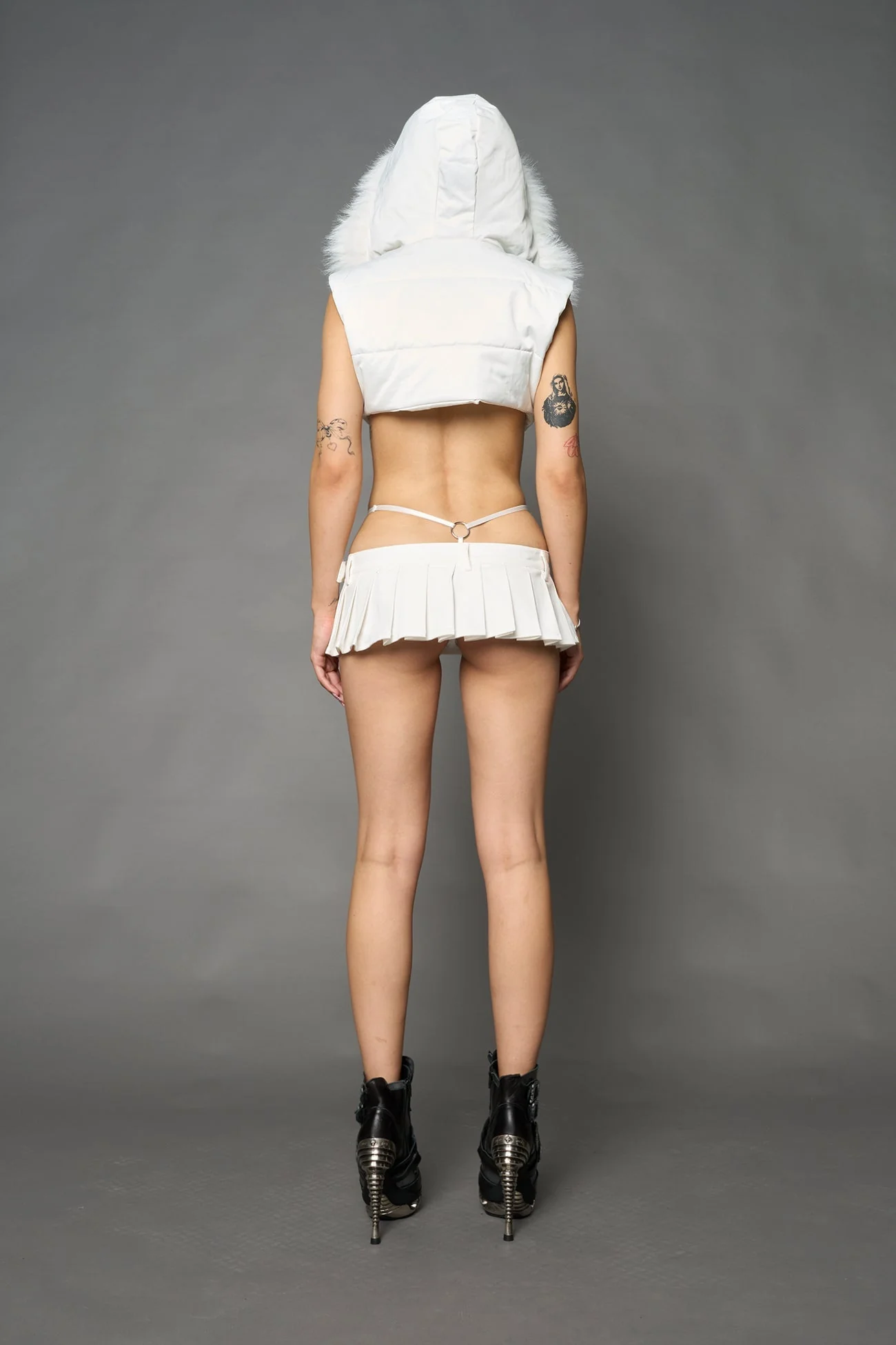Born To Ride Puffer Vest Body - Image 10