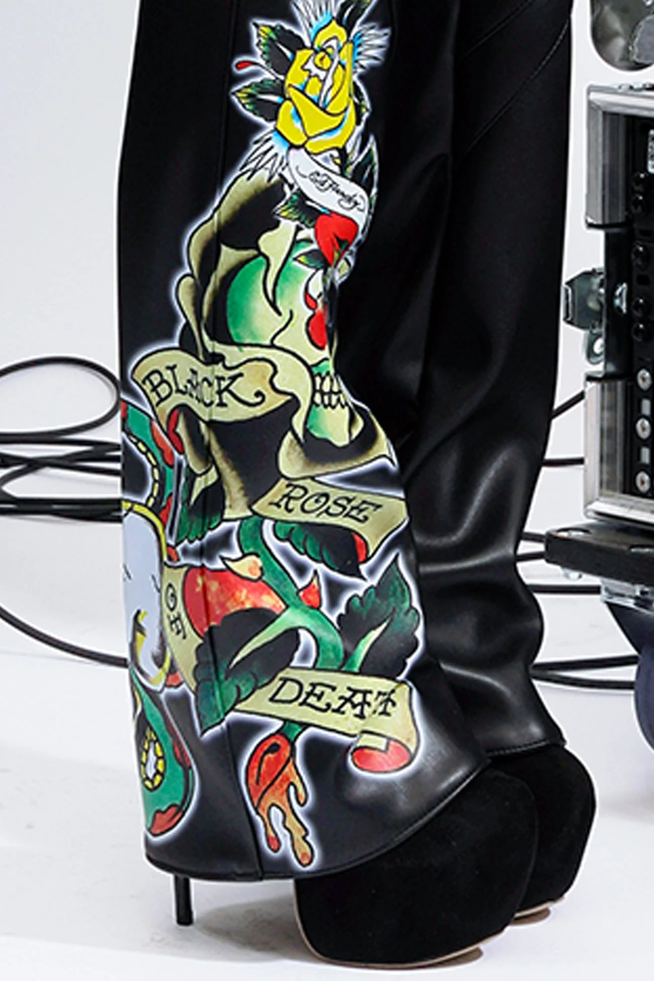 Dagger Pants - Image 5