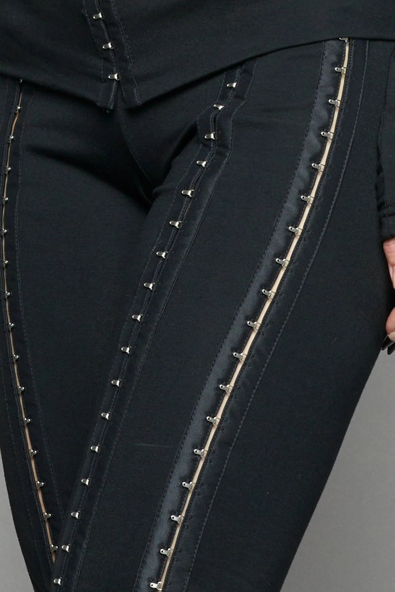darling hook tape pants - Image 3