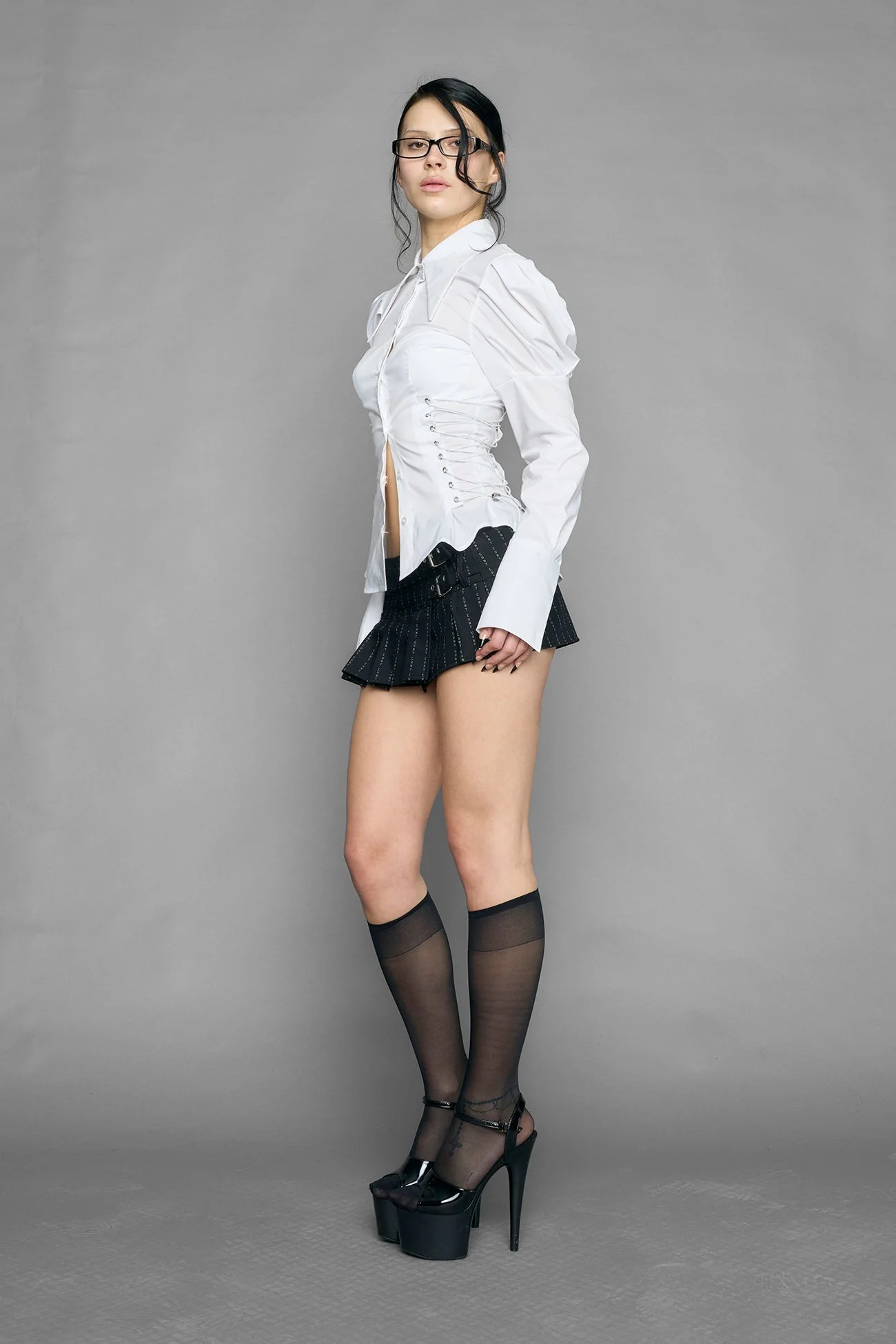 puff sleeve corseted shirt - Image 8