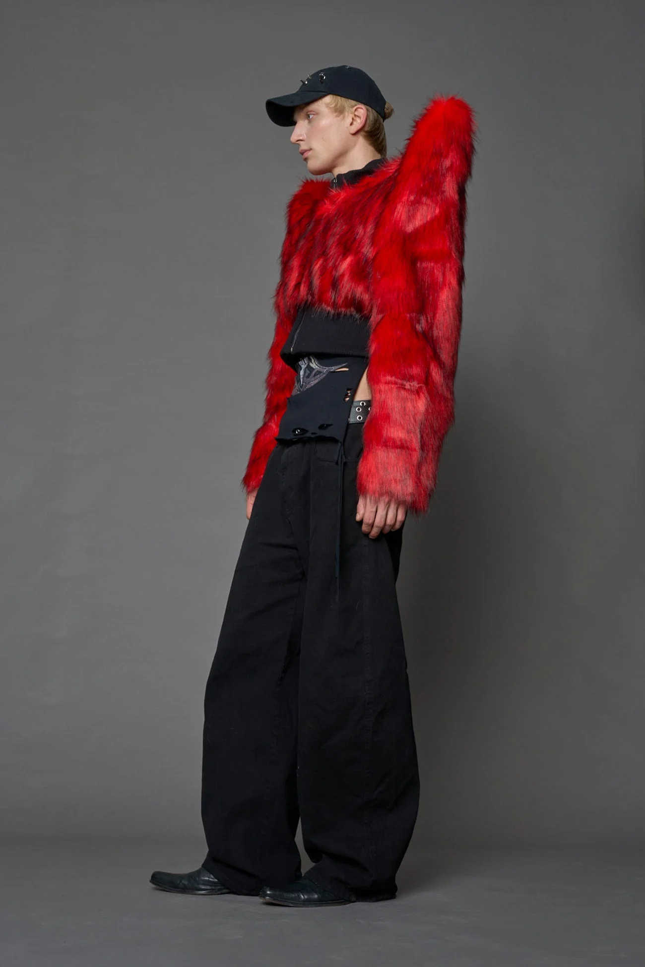 Doomsday Crop Faux Fur Jacket - Image 13
