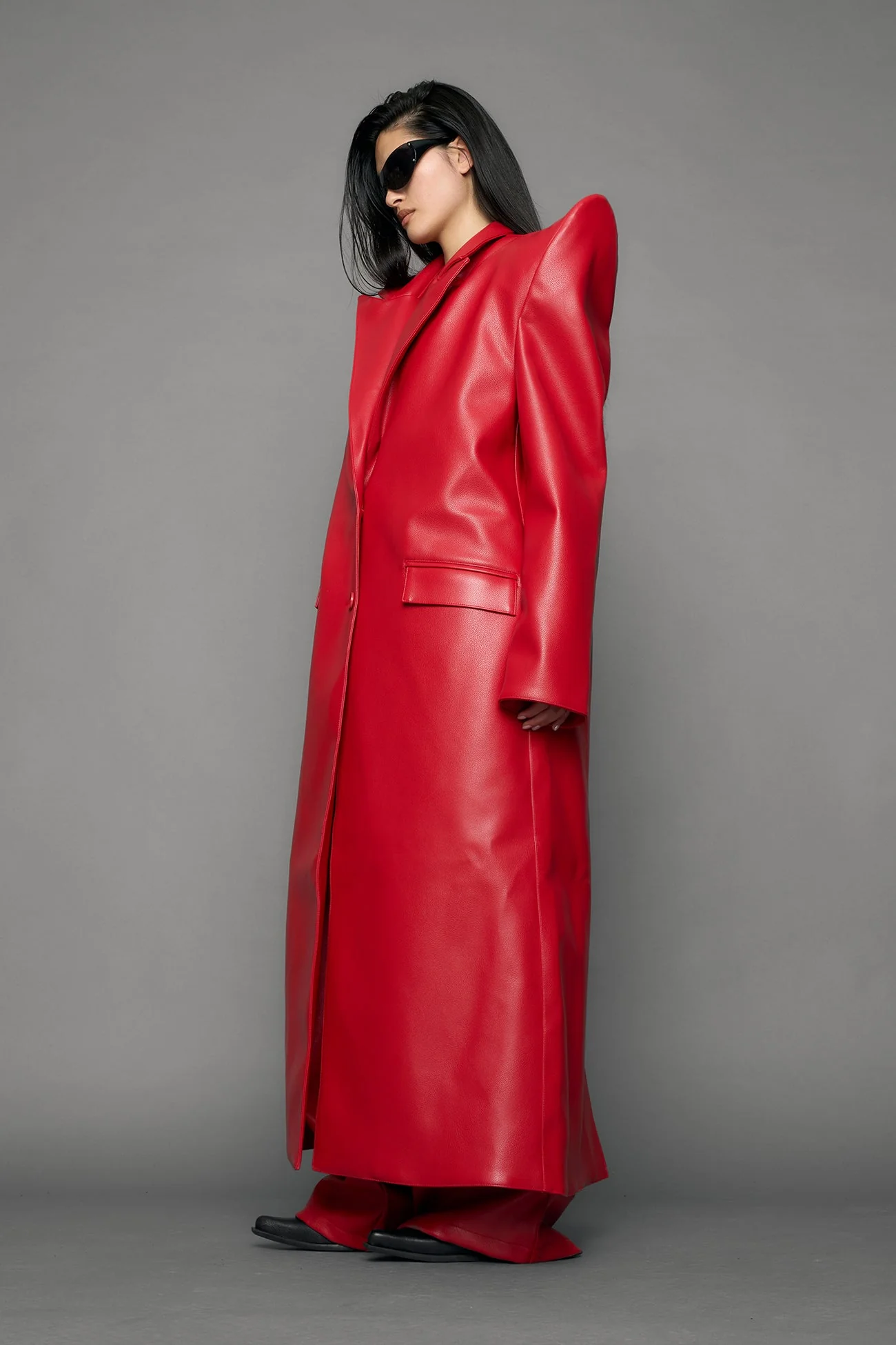 Doomsday Elongated Leather Coat - Image 13
