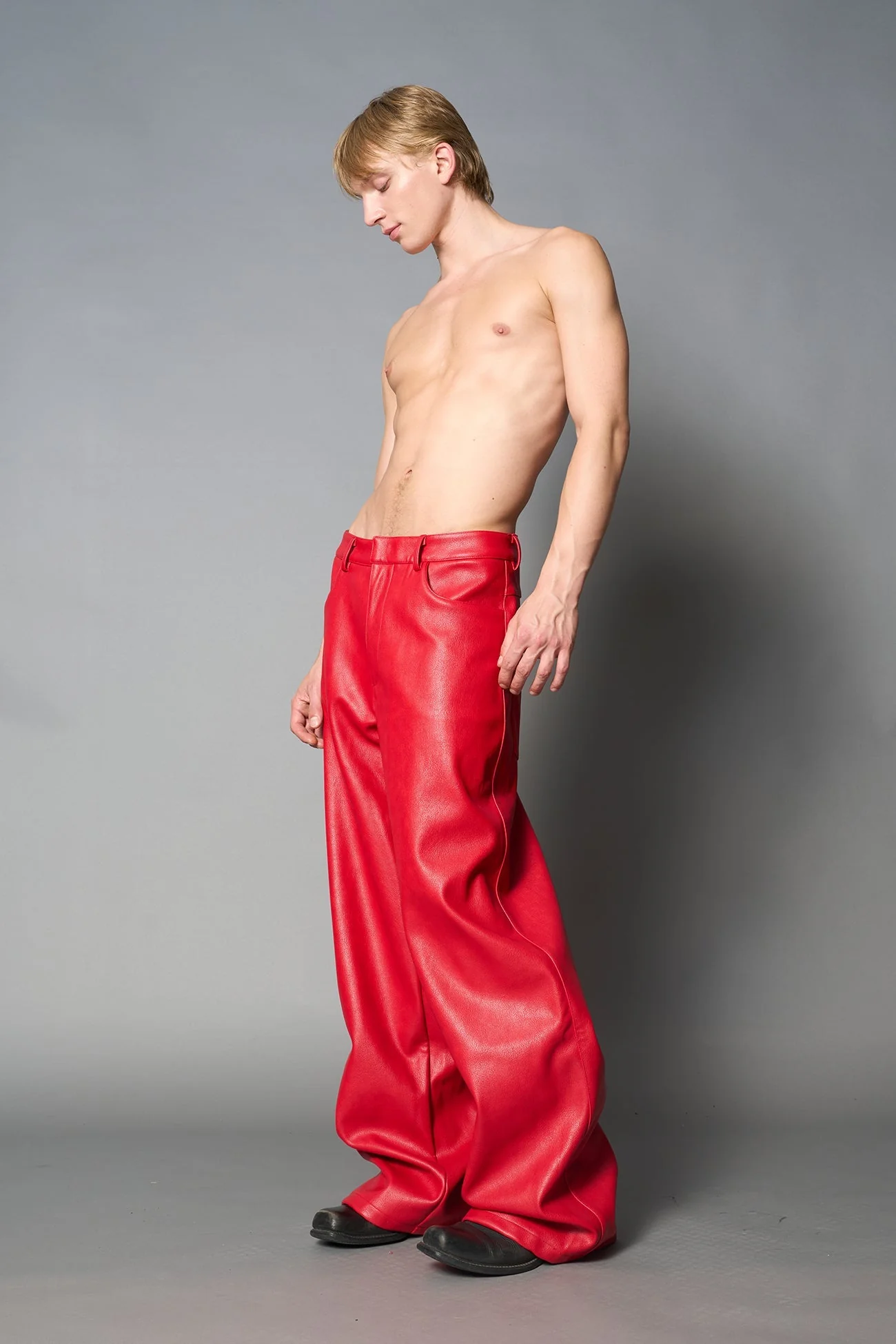 Leather Baggy Suit Trousers - Image 17