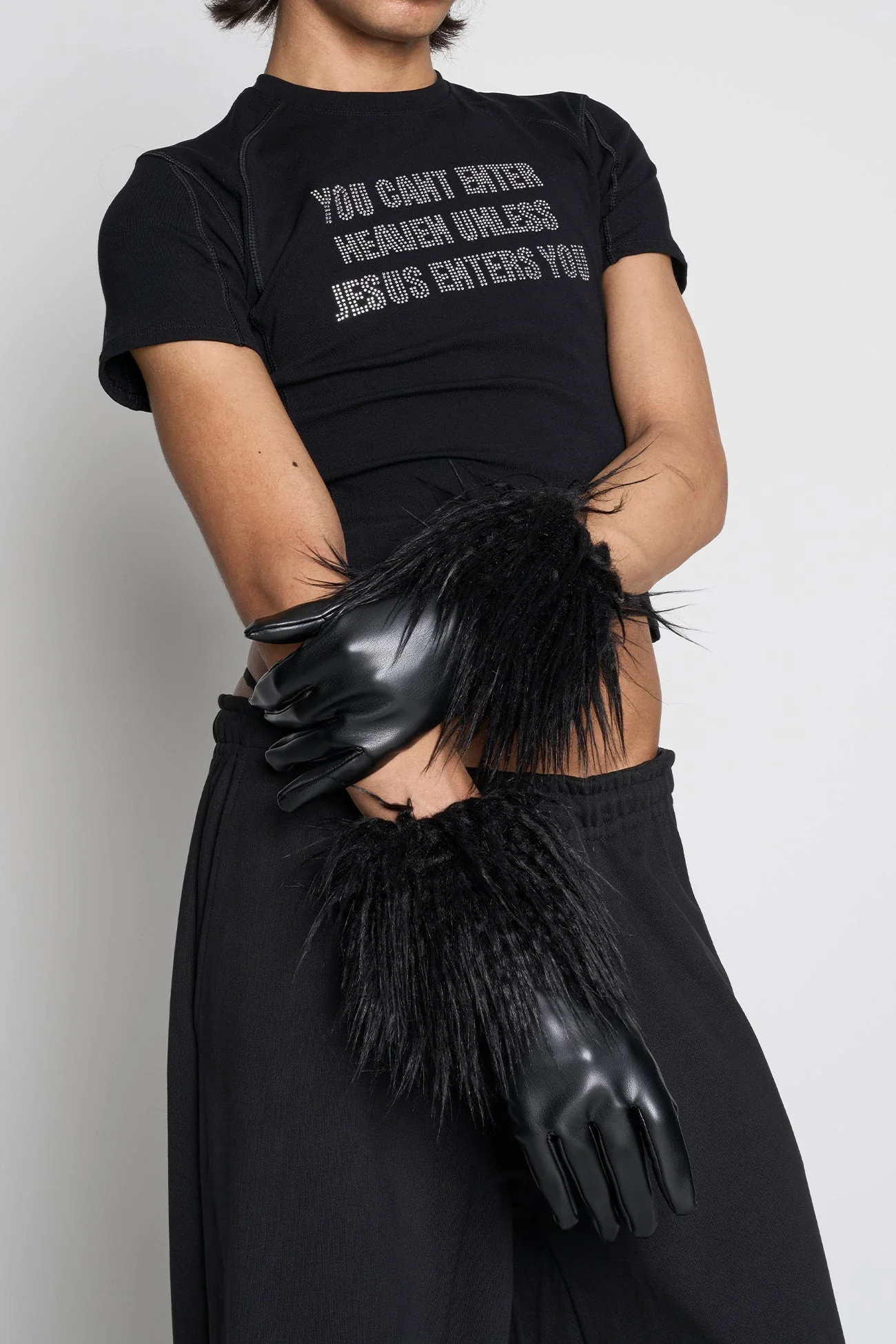 Midnight Faux Fur Gloves - Image 4