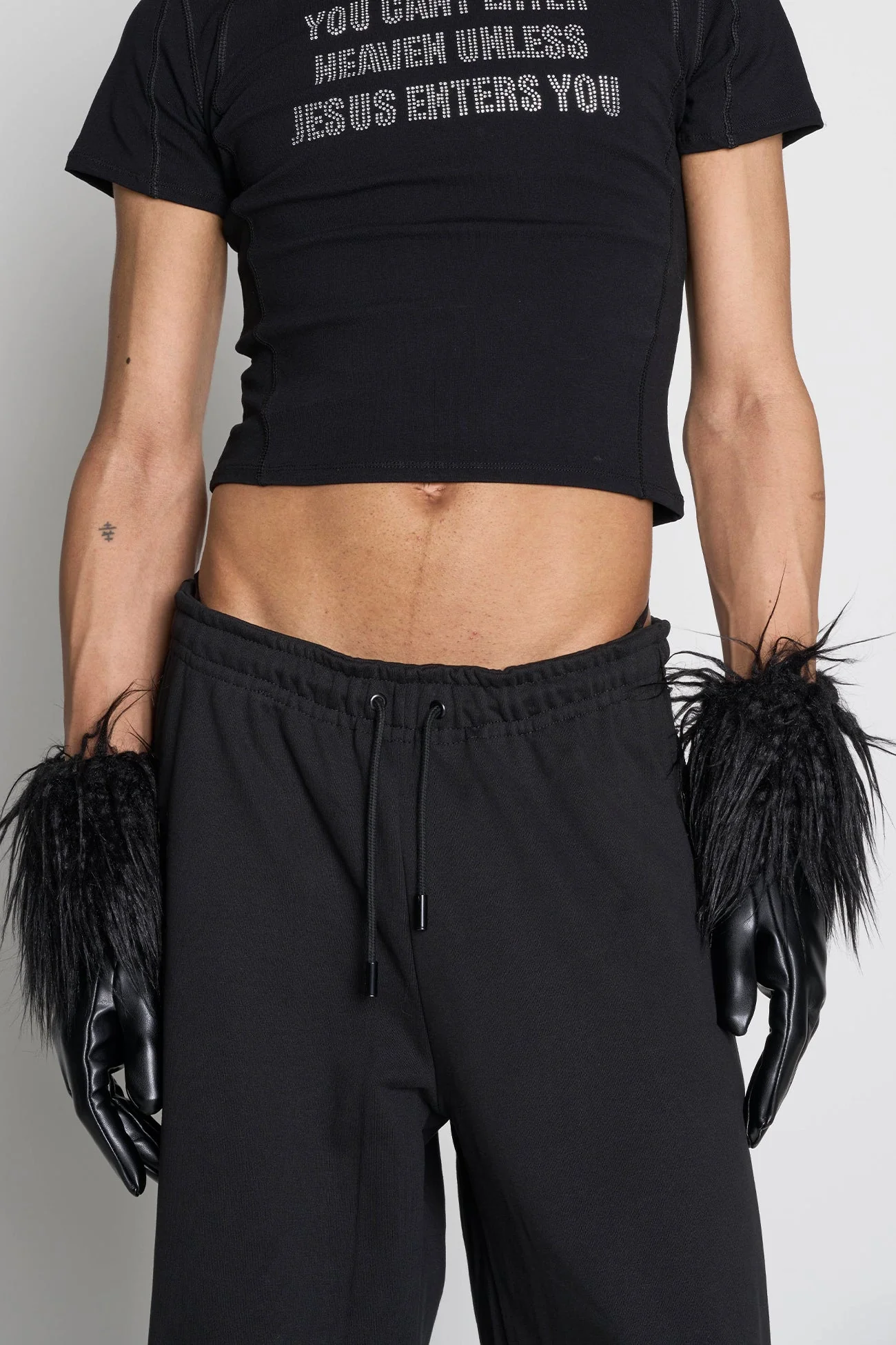 Midnight Faux Fur Gloves - Image 5