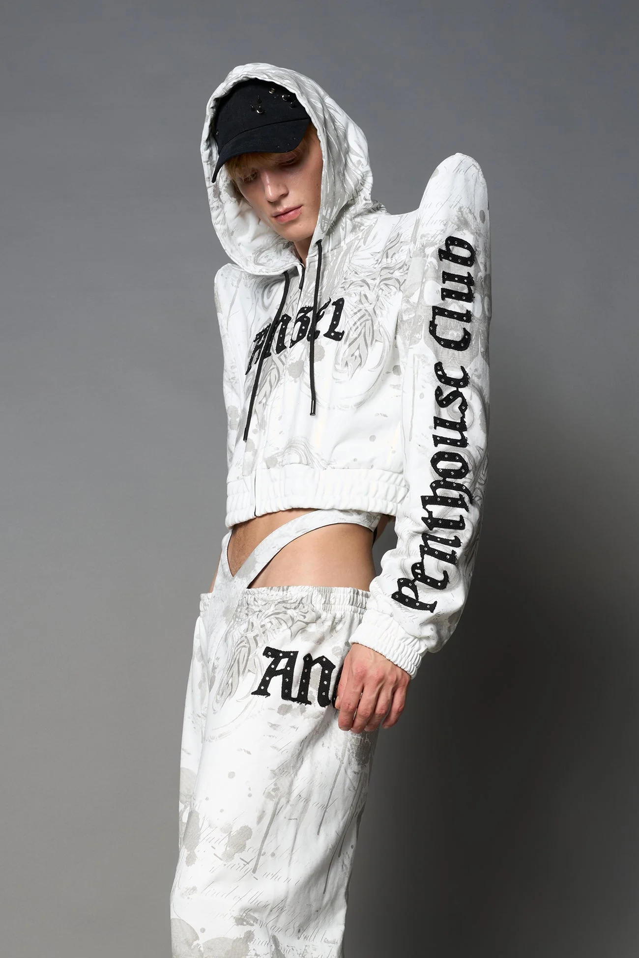 Penthouse Zip Jacket - Image 26