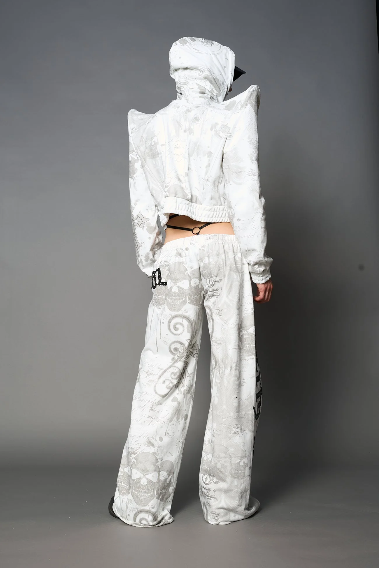 Penthouse Zip Jacket - Image 27