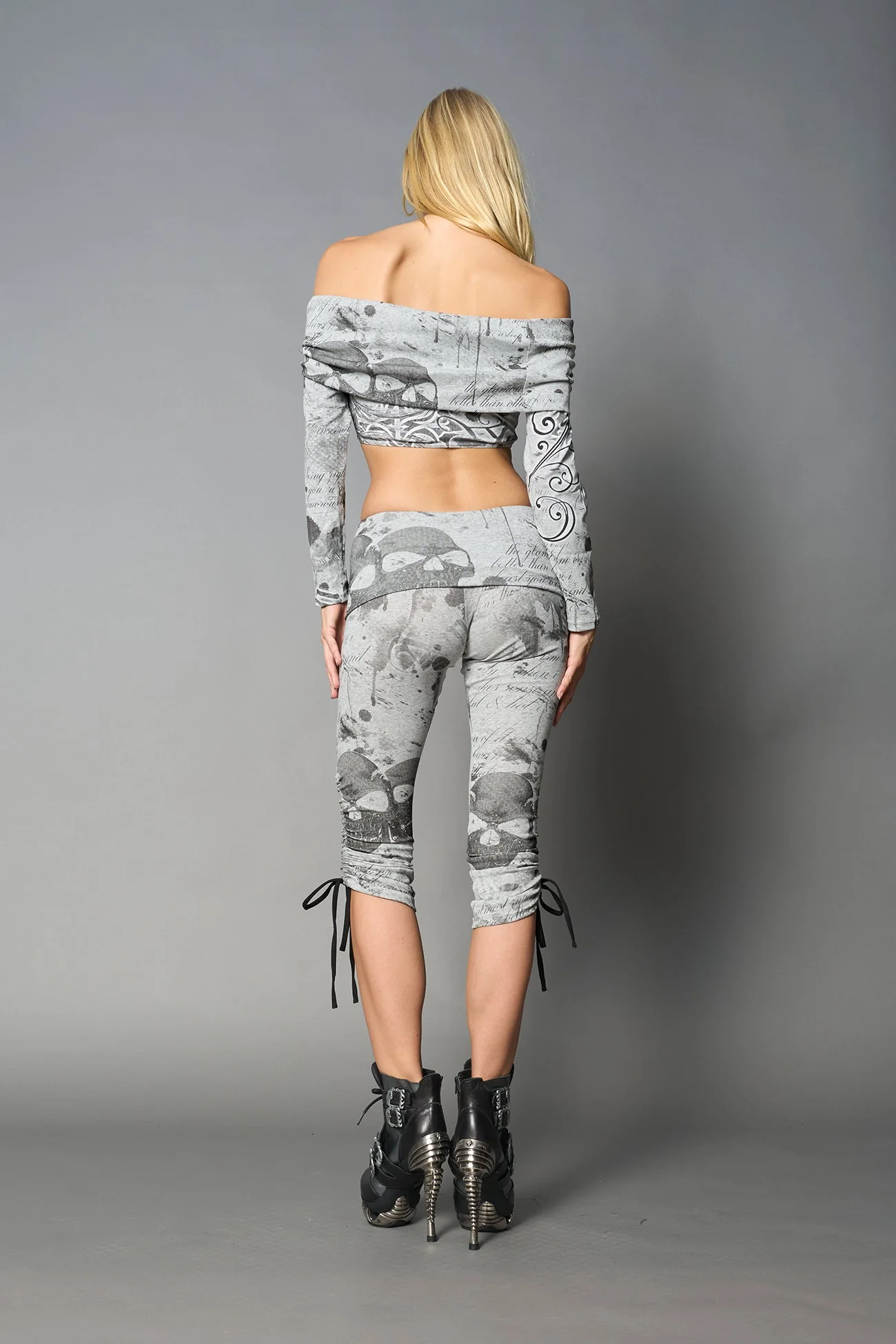 Totally Capris - Image 19