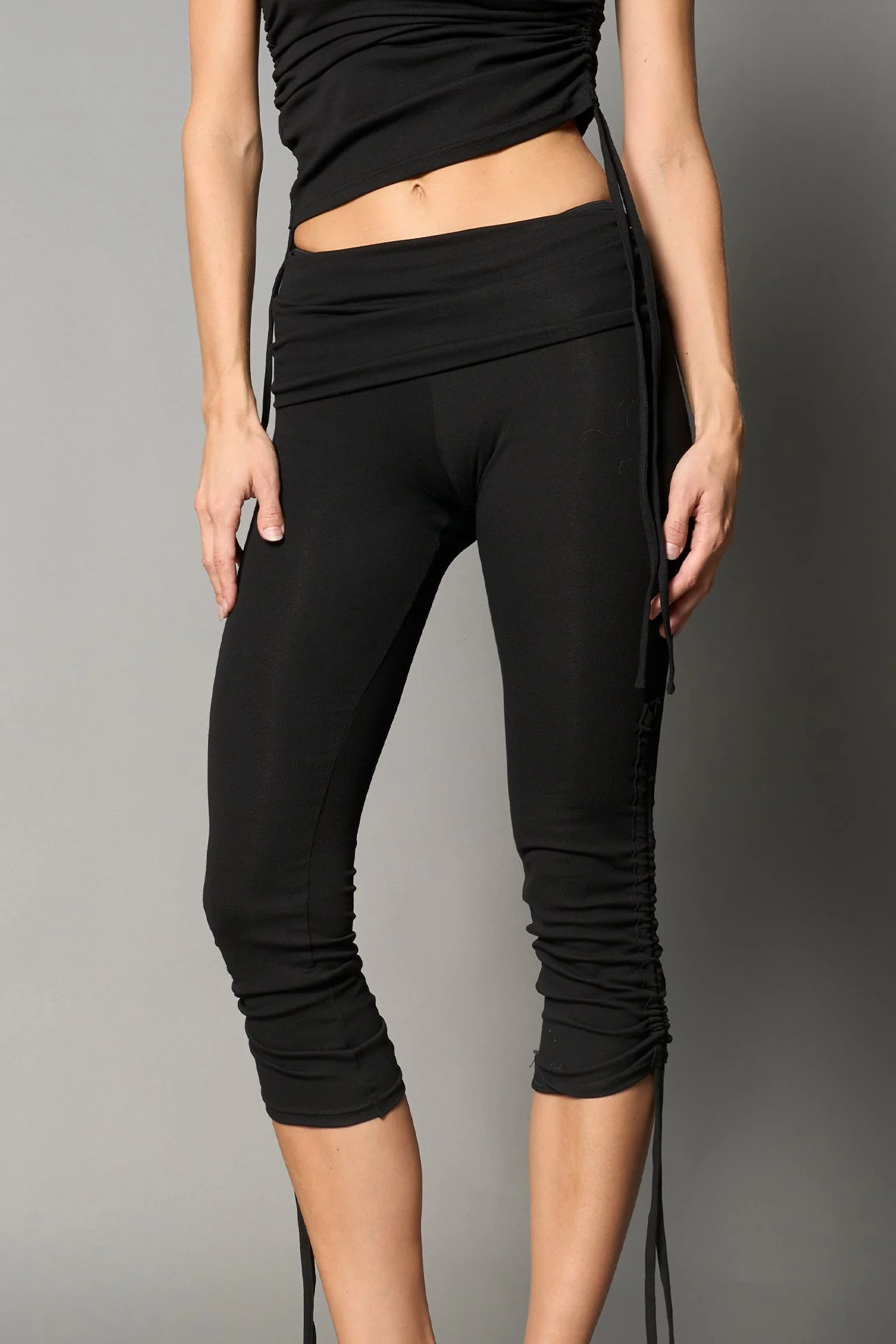 Totally Capris - Image 3