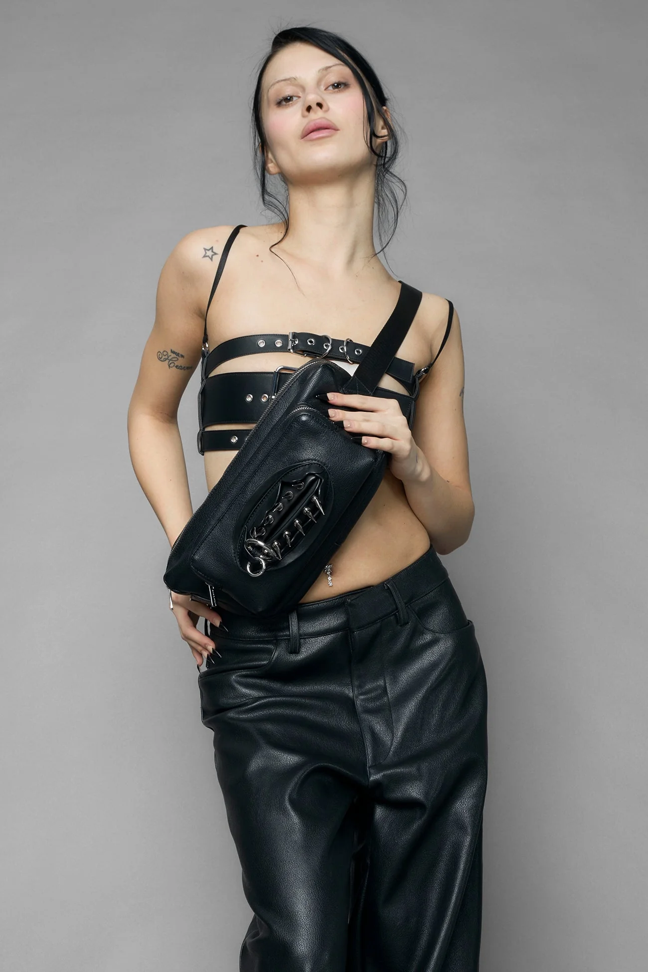 Vulva Bum Bag - Image 3