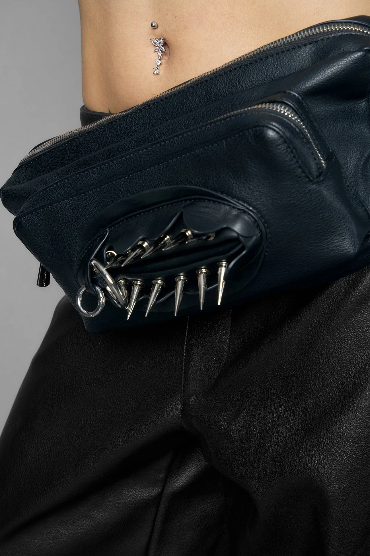Vulva Bum Bag - Image 5